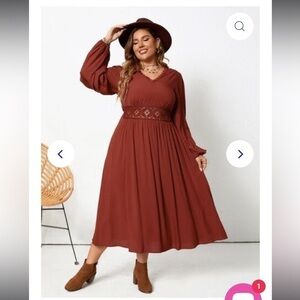 Plus Size Lace Detail V-Neck Balloon Sleeve
Dress Size 3XL